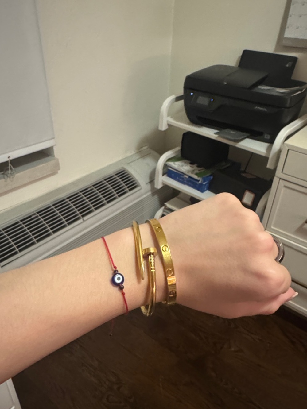 Gold Tone Screw-Accent Bangle Bracelet